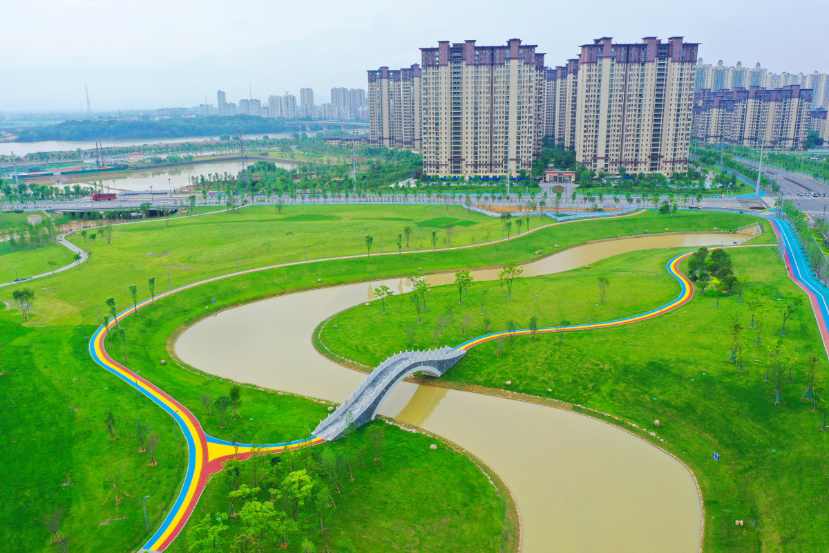 鷹潭信江新區(qū)廠網(wǎng)河湖園一體化海綿城市建設項目
